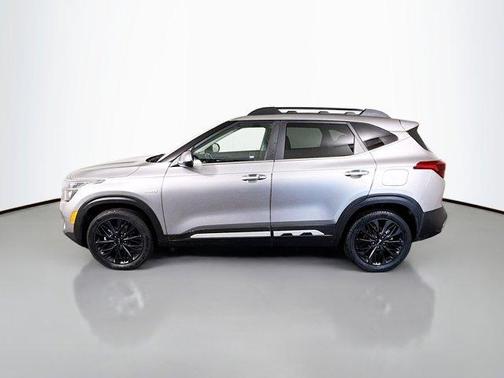 2022 Kia Seltos Nightfall