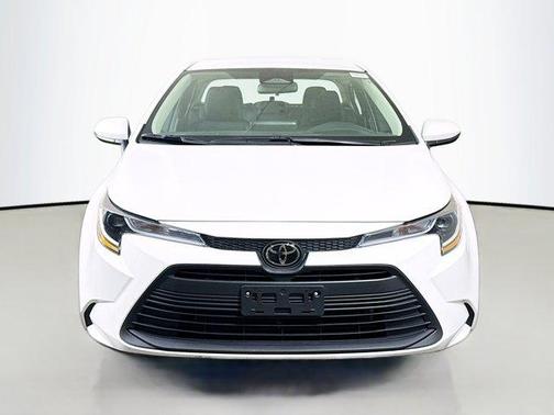 Ice 2024 Toyota Corolla LE