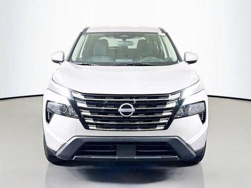 Brilliant Silver Metallic 2025 Nissan Rogue SV