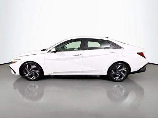 White 2025 Hyundai ELANTRA SEL Convenience