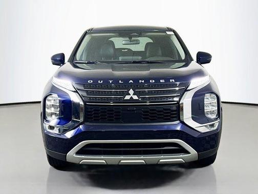2023 Mitsubishi Outlander PHEV SE