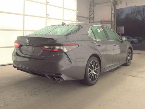 Predawn Gray Mica 2021 Toyota Camry SE