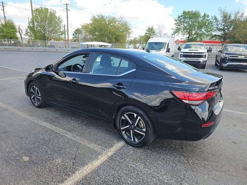 2025 Nissan Sentra SV