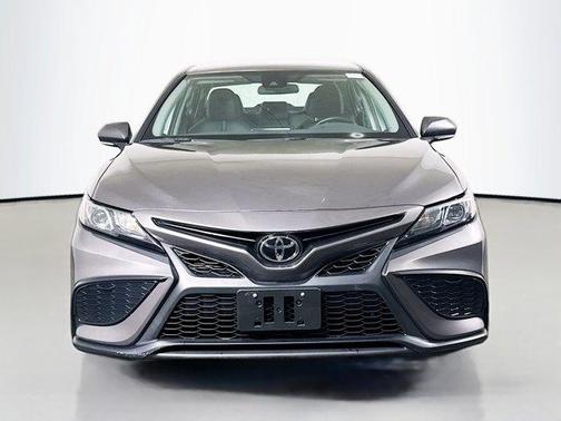 Ice Edge 2024 Toyota Camry SE