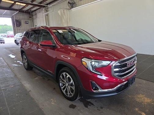 Red Quartz Tintcoat 2020 GMC Terrain SLT