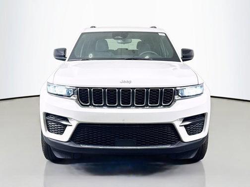 2024 Jeep Grand Cherokee Laredo X