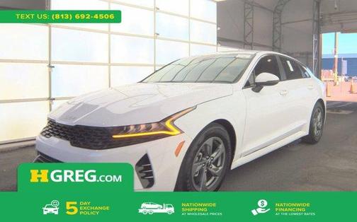 Glacial White Pearl 2023 Kia K5 LXS