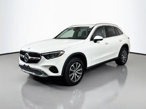 Polar White 2024 Mercedes-Benz GLC 300 Base