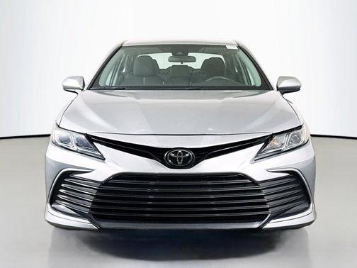 Celestial Silver Metallic 2022 Toyota Camry LE