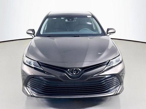 Brown / Stone 2018 Toyota Camry LE