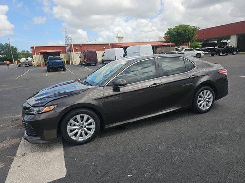 2018 Toyota Camry LE