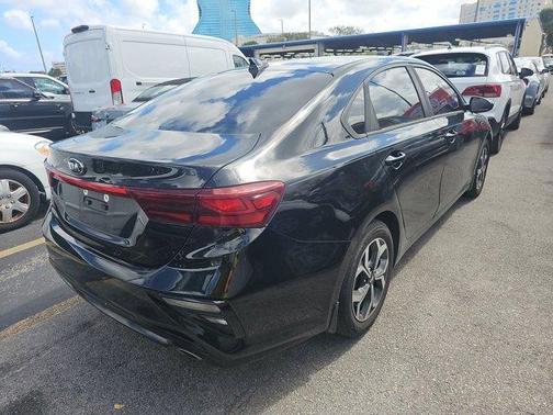 Aurora Black 2020 Kia Forte LXS