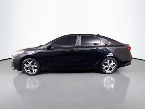 Aurora Black 2020 Kia Forte LXS