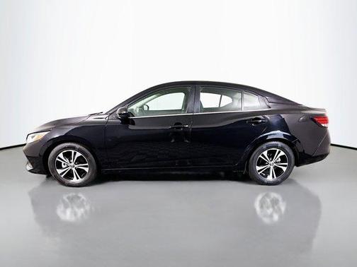 Black 2022 Nissan Sentra SV