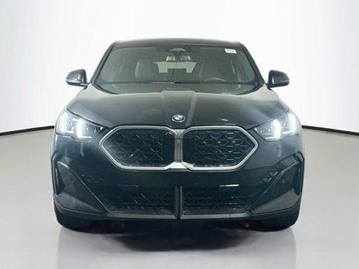 Black Sapphire Metallic 2026 BMW X2 xDrive28i