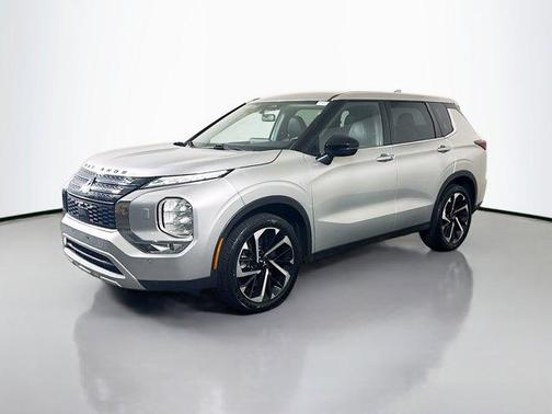 2022 Mitsubishi Outlander Black Edition