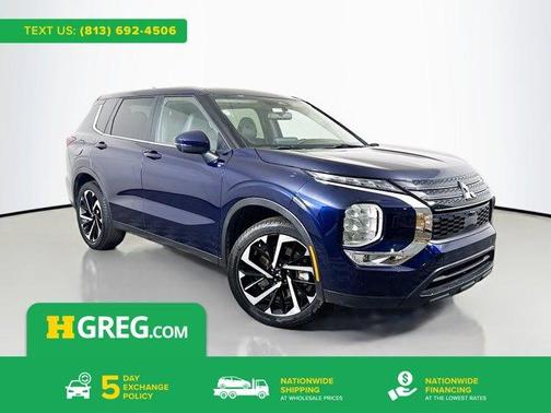 Cosmic Blue Metallic 2024 Mitsubishi Outlander SE Black Edition