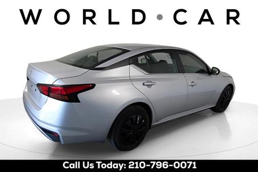 Brilliant Silver Metallic 2024 Nissan Altima 2.5 S