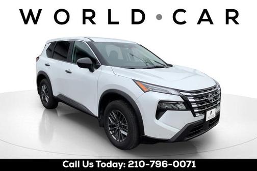 Everest White P 2025 Nissan Rogue S