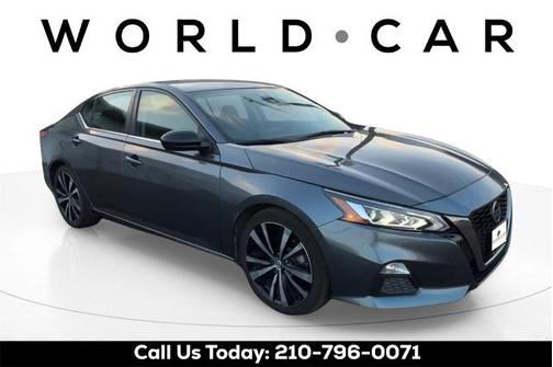 2022 Nissan Altima 2.5 SR