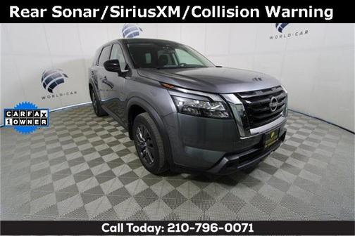 2023 Nissan Pathfinder S
