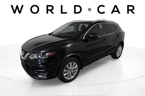 2022 Nissan Rogue Sport SV