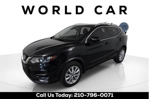 2022 Nissan Rogue Sport SV