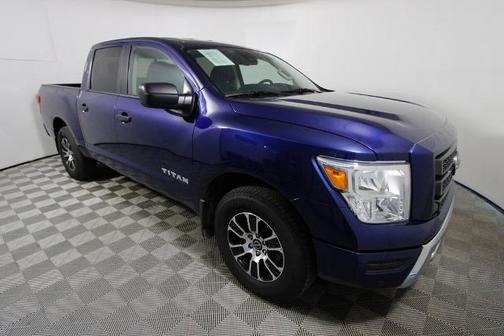 2024 Nissan Titan SV