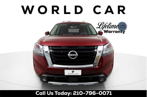 2023 Nissan Pathfinder Platinum