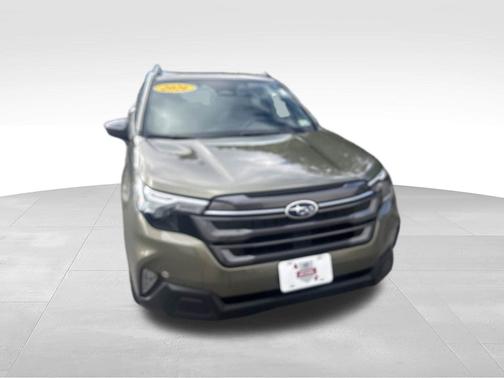 Autumn Green Metallic 2026 Subaru Forester Premium