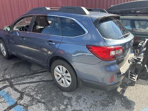 2017 Subaru Outback 2.5i Premium