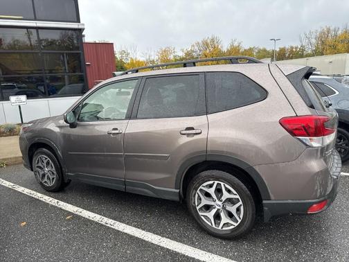 2023 Subaru Forester 2.5i Premium
