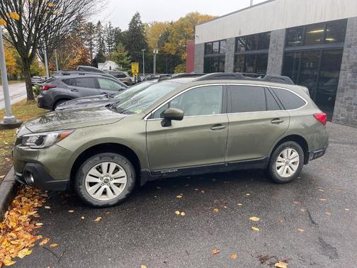 2018 Subaru Outback 2.5i Premium