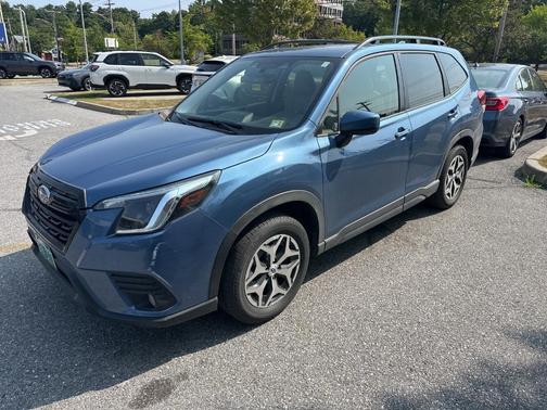2023 Subaru Forester Premium