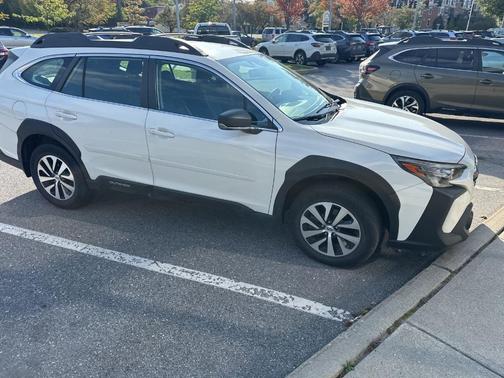 2023 Subaru Outback 