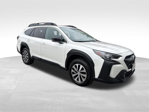 Crystal White Pearl 2025 Subaru Outback Premium