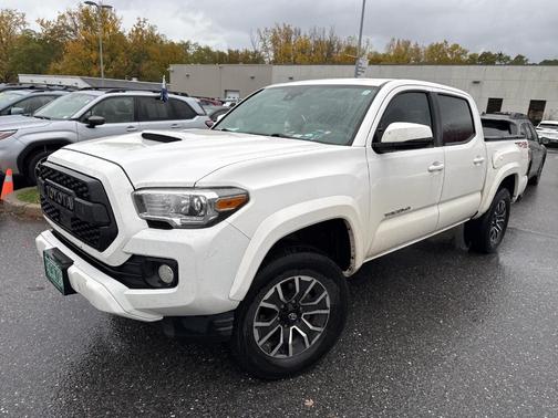 2020 Toyota Tacoma TRD Sport