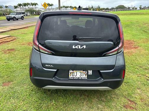 Gravity Gray 2025 Kia Soul LX