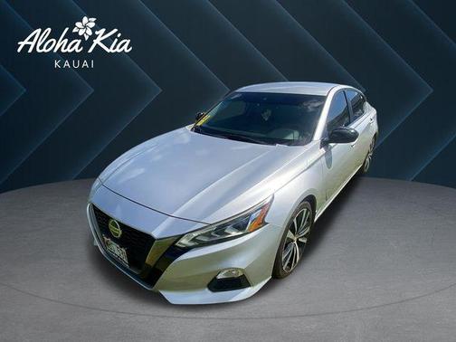 Brilliant Silver Metallic 2020 Nissan Altima SR FWD
