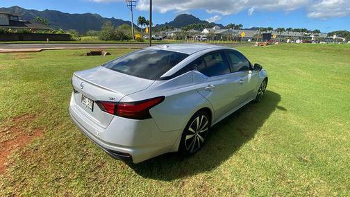 Brilliant Silver Metallic 2020 Nissan Altima SR FWD