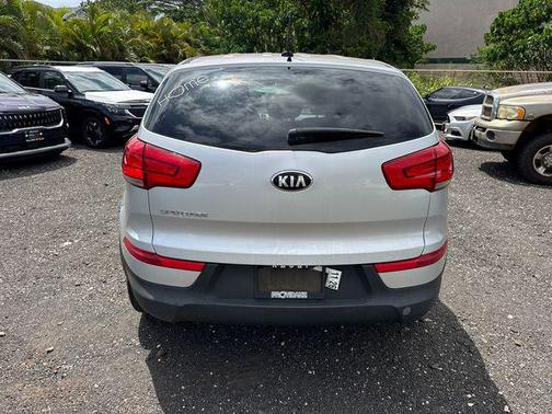 Bright Silver 2016 Kia Sportage LX