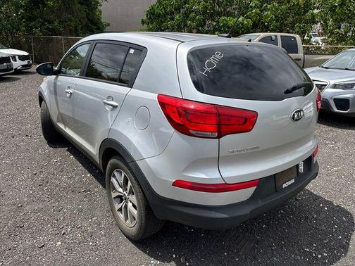 Bright Silver 2016 Kia Sportage LX