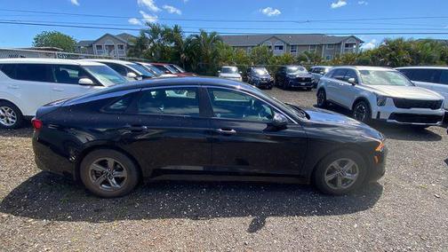Ebony Black 2023 Kia K5 LXS