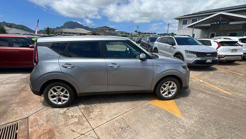Steel Gray 2023 Kia Soul LX