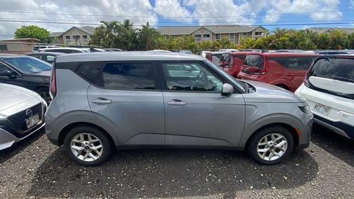 Steel Gray 2023 Kia Soul LX
