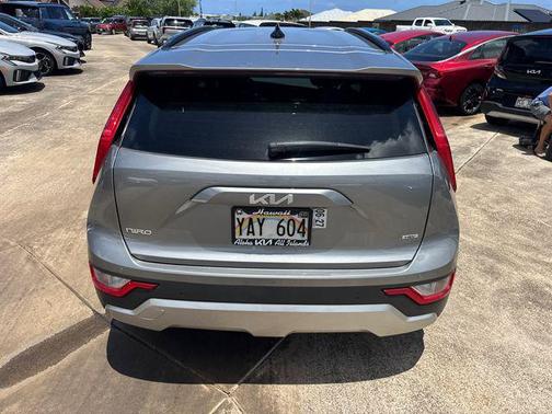 Steel Gray 2025 Kia Niro EX
