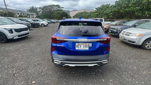 Neptune Blue 2022 Kia Seltos S