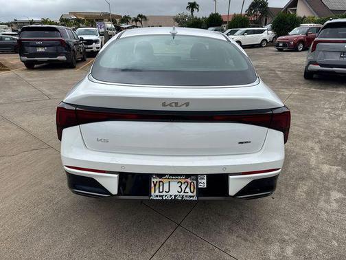 Snow White Pearl 2025 Kia K5 GT-Line