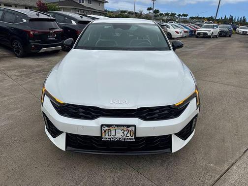 Snow White Pearl 2025 Kia K5 GT-Line