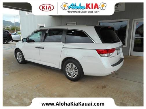 White Diamond Pearl 2016 Honda Odyssey LX